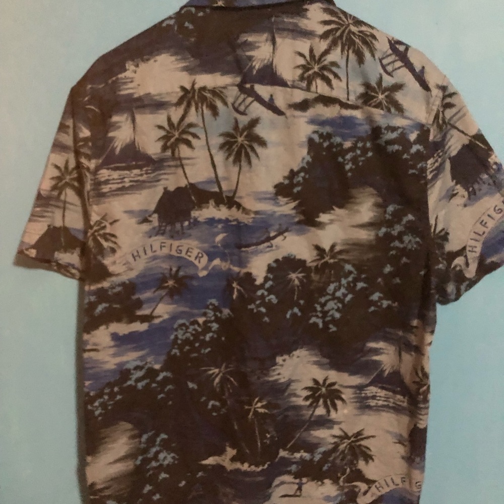 Tommy Hilfiger button up lightly used blue
